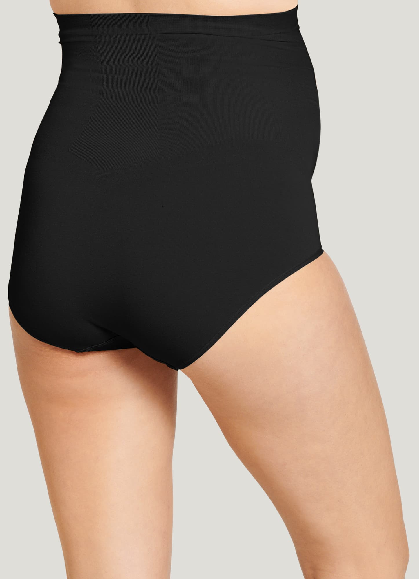 Jockey® Essentials Women's Maternity Underwear, Under The Bump Hipster,  Pregnancy Panties, Sizes S/M, L/XL, 1X/2X, 5667 
