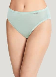 Miladys - The right set of underwear can change your