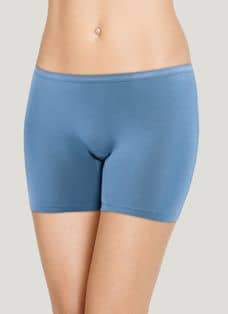 Women's Seamless Invisible Boyshort With Cotton Gusset - Buy China  Wholesale Seamless Invisible,boyshort,cotton Gusset Panty $2