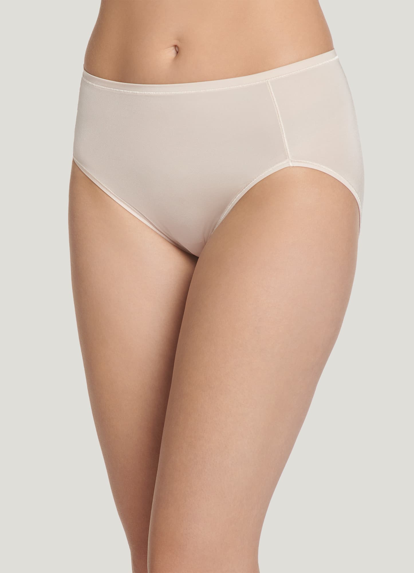Jockey Seamless Shaping Bikini Panties with Cushioned Waistband 6702 –  Comforton