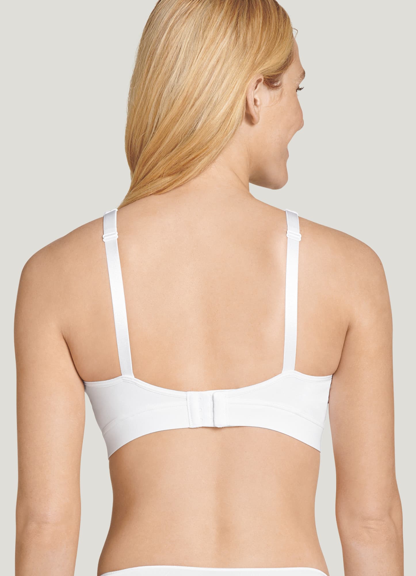 Buy Jockey Light Skin Low neckline front opening bra : Style Number # 1815  online