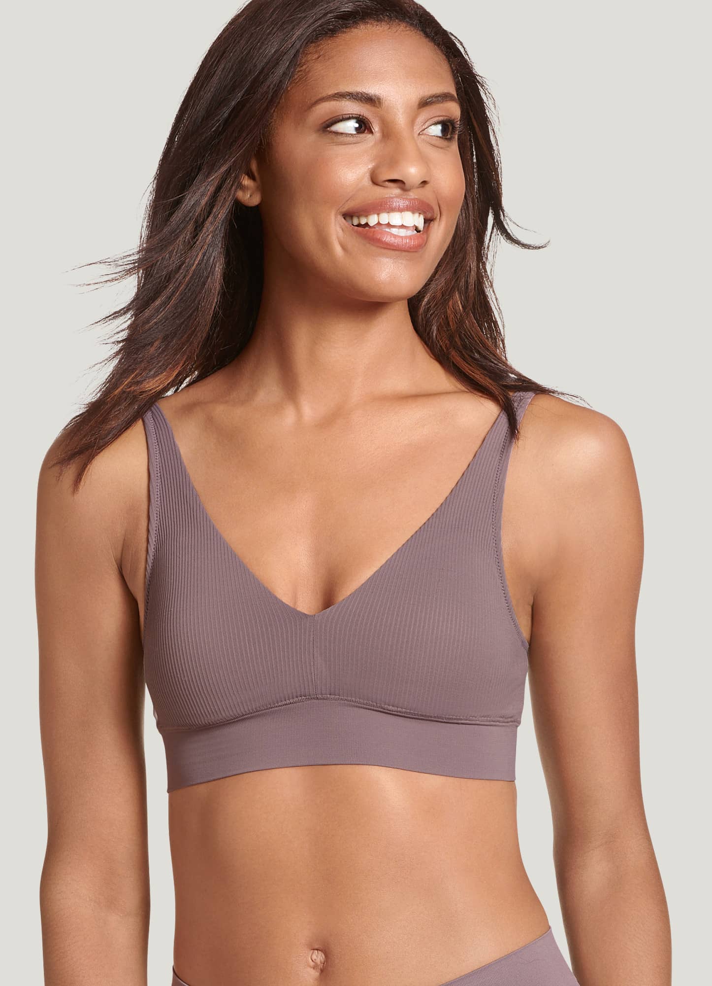 Jockey® Seamfree® Rib Molded Cup Plunge Bralette