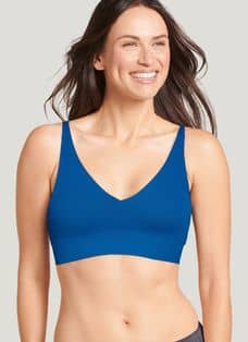 MUSHY The Lingerie Store - JOCKEY WOMEN's SEAMLESS SHAPER BRA #jockey #jockeywomen#shaperbra#bra#vrastory#lingerie#lingerielovers#lingeriefashion#lingeriemodel#sexylingerie#lingeriesensation#lingerielove#sexylingerie#2021