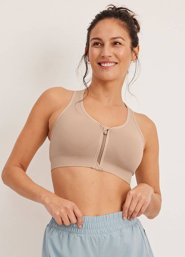 Women's Light Support Everyday Soft Strappy Bra - All in Motion Burgundy M  1 ct