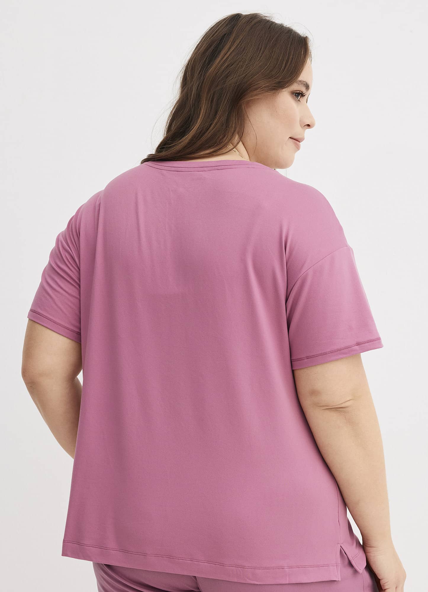 Jockey Women's Size Medium Beige Super-Soft Wireless Lined T-shirt