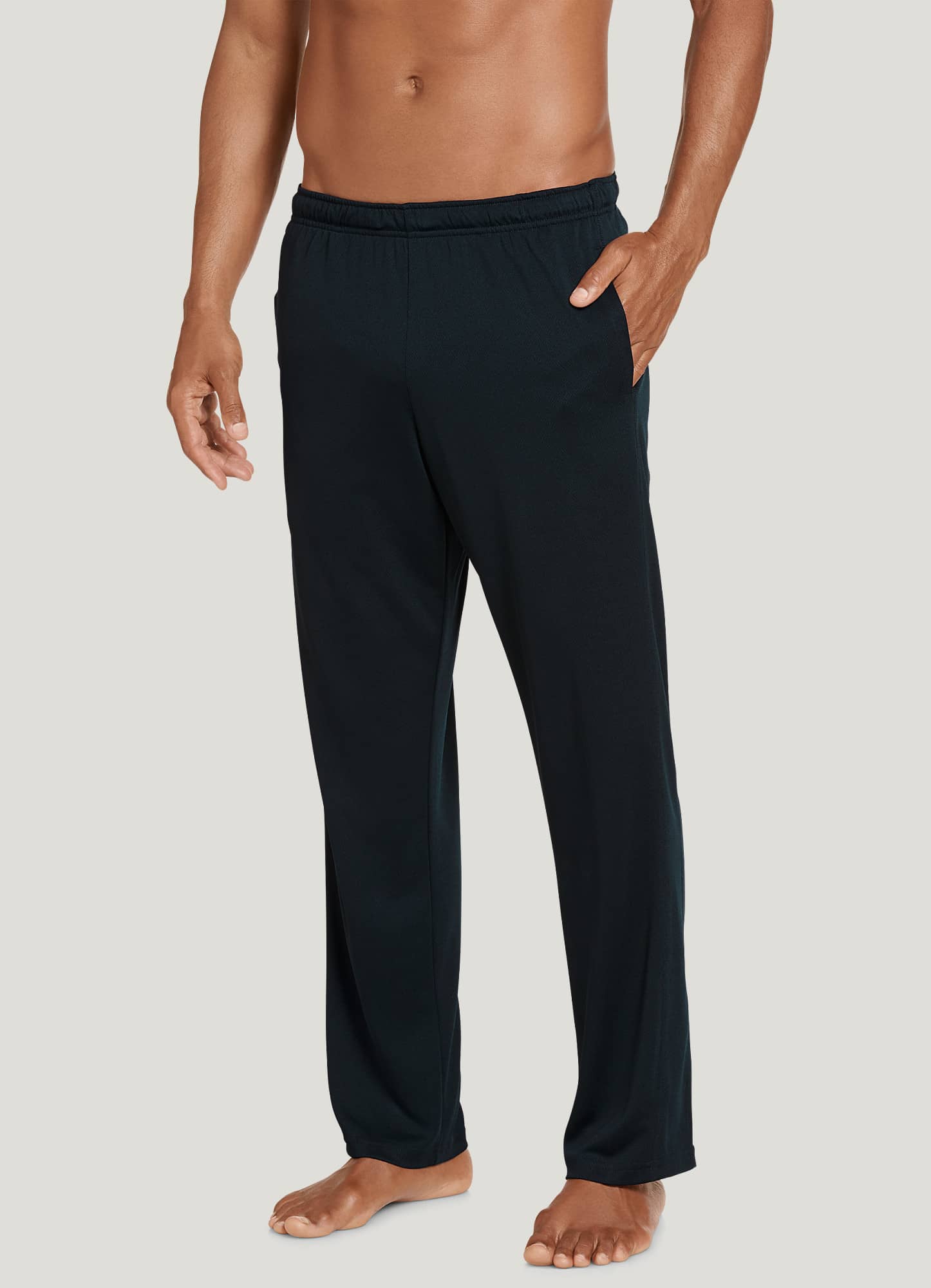 Buy online Black Solid Full Length Track Pant from Sports Wear for Men by  U.s. Polo Assn. for ₹1199 at 20% off | 2024 Limeroad.com